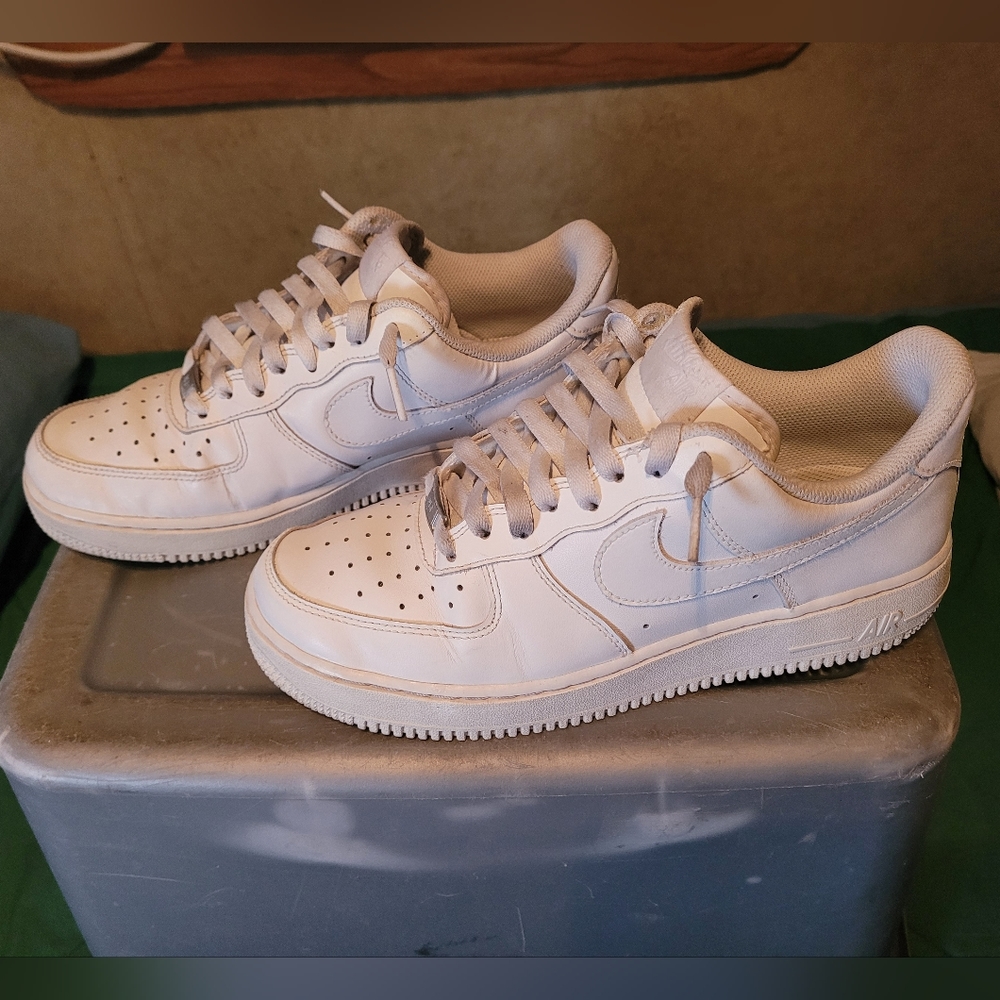 Nike Air Force 1 triple white | 9.5W